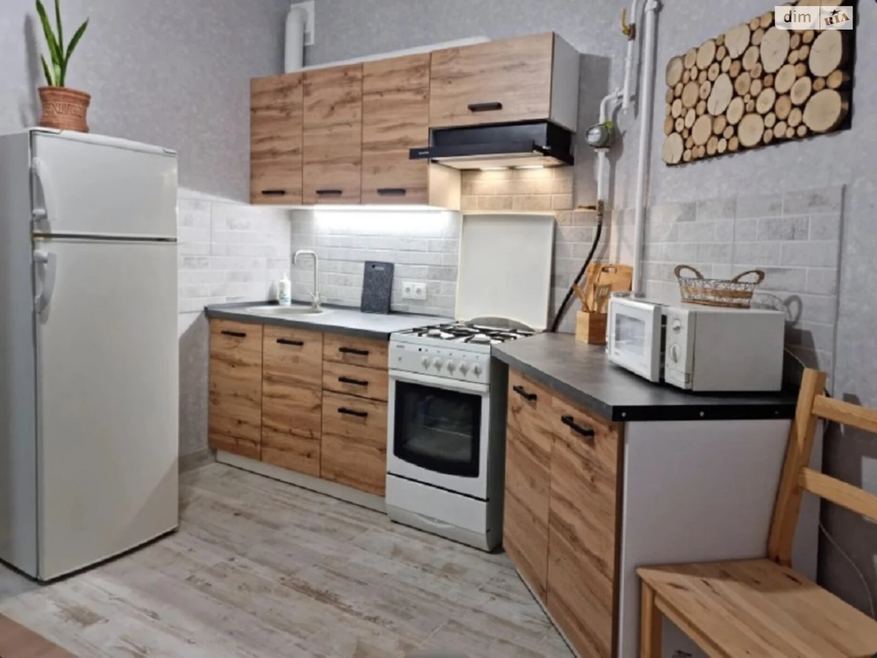 Long-Term Rental Apartment, Left Bank District