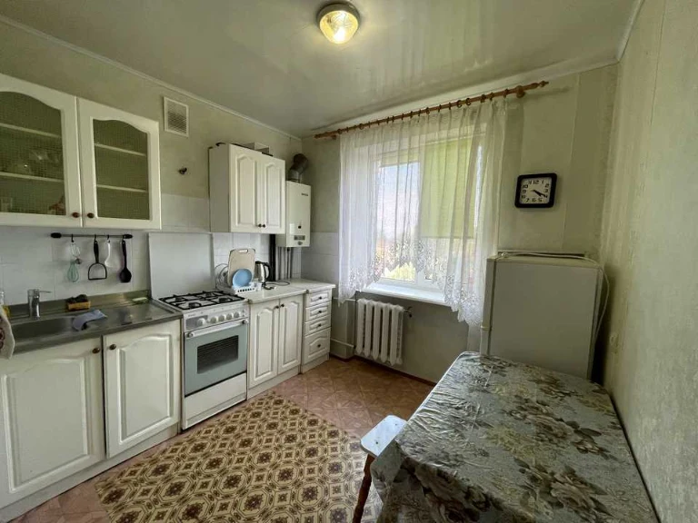 Apartment. Dnipro, Robochy Street.