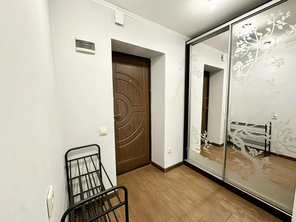 Sale of a 1-bedroom apartment on Chornovola Avenue
