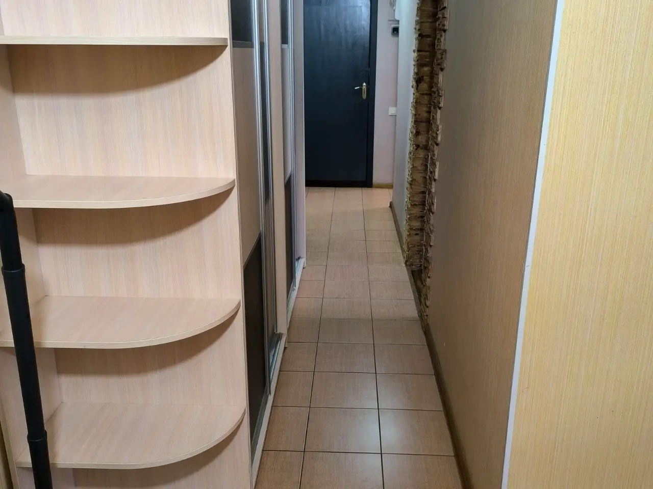 Оренда квартири 3-кімн. 70 м² 4/9 пов.