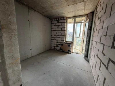 Квартира 1-комнатная 43 м² в новом ЖК рядом с Центром! Балкон.