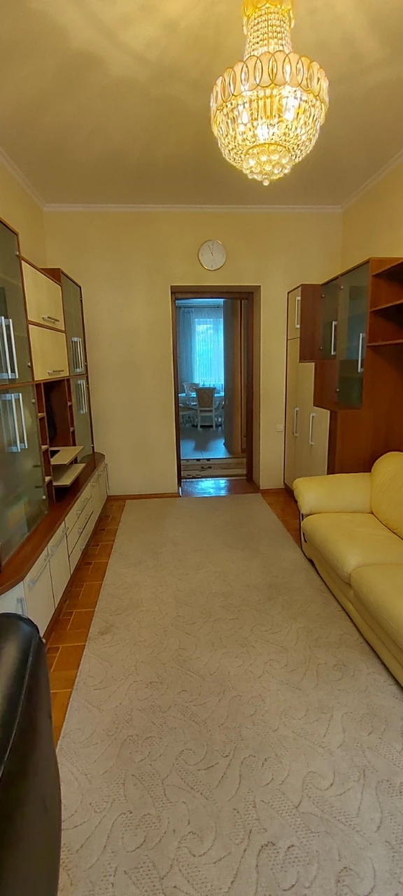 tir-04.Продается элитная квартира  возле моря, на ул.Довженк