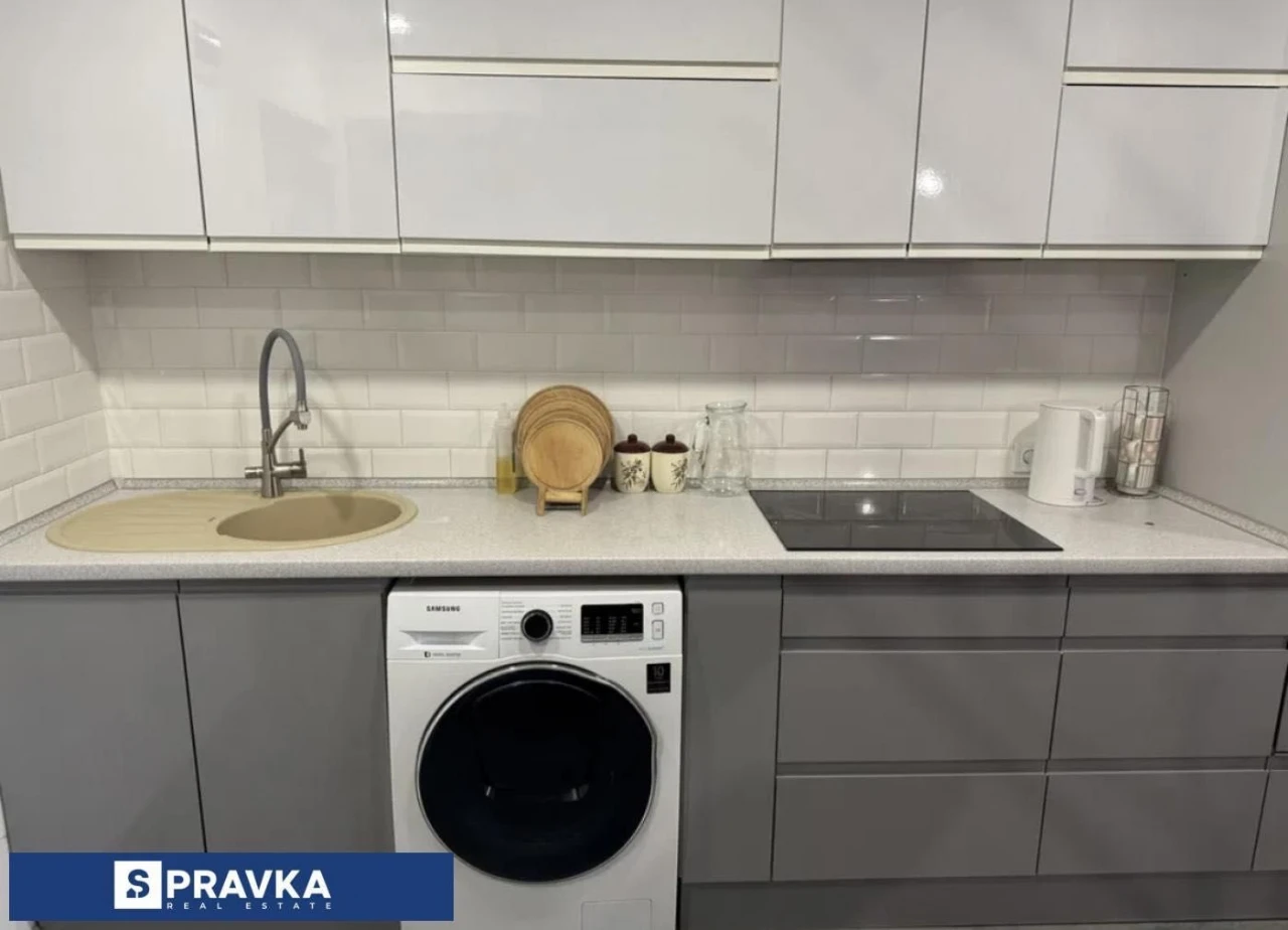 15 мин. к ЦЕНТРУ! ГОТОВАЯ двухуровневая 3 ком.кв. 60 м2