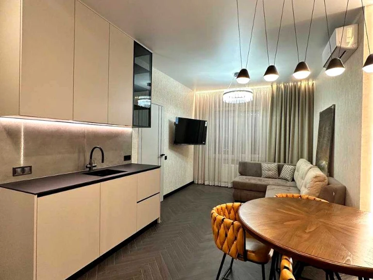 Apartment. Odessa, Красноva Street
