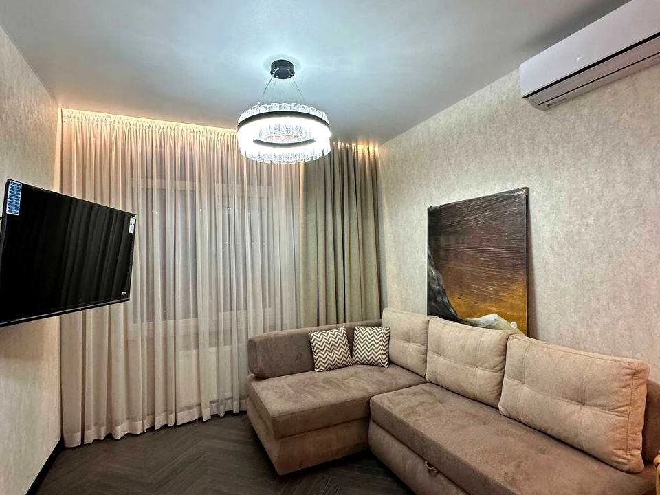 Apartment. Odessa, Красноva Street