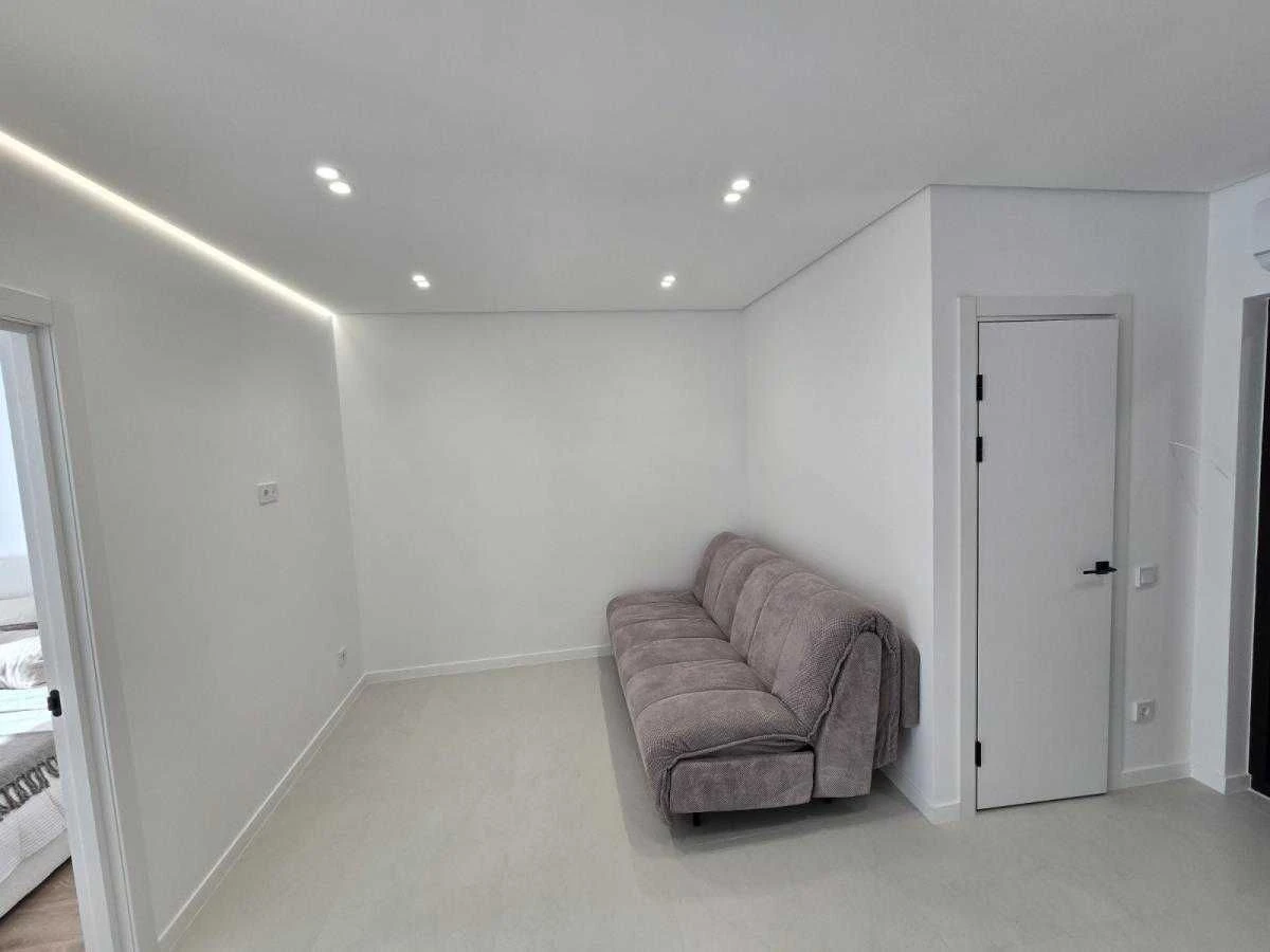 Apartment for Sale: 1.5 Rooms, Fully Furnished