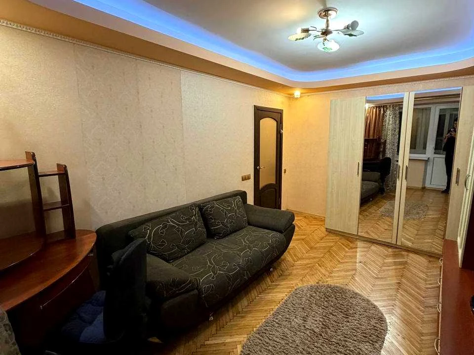 Квартира. Киев, Глибова улица.