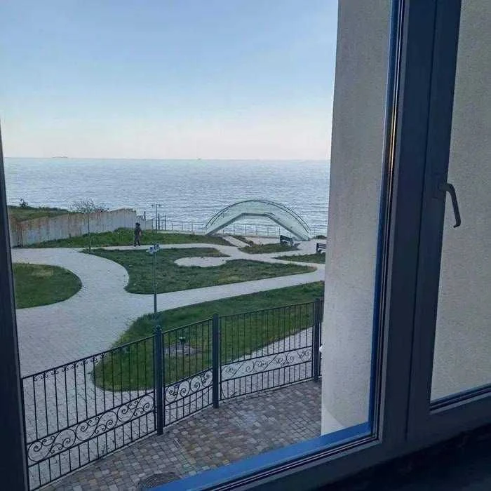 ЖК Морская симфония. Аркадия. 40 м. Ремонт. 2 этаж