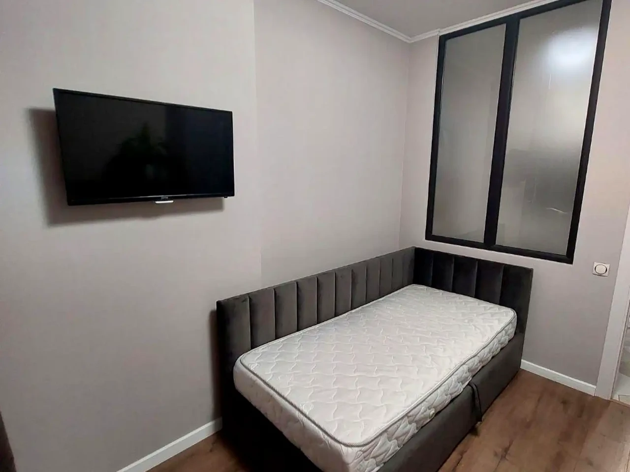 Apartment for rent, 2-room, 51 m² on the 10th floor.