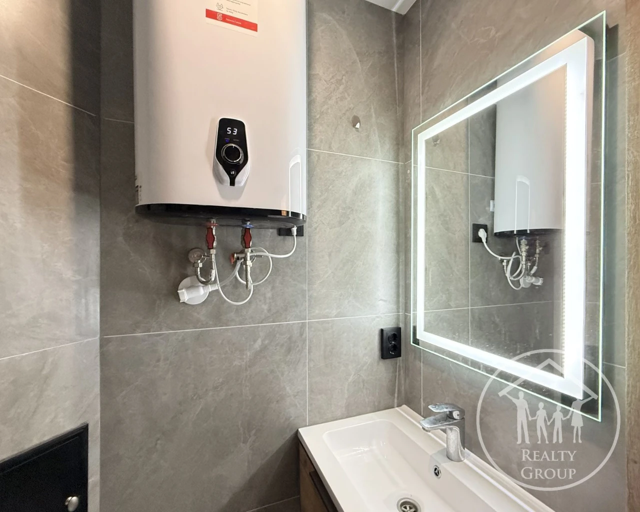 1 Bedroom Apartment for Sale! Politekhnika! Chuprynky-Kyivska - Banderi!