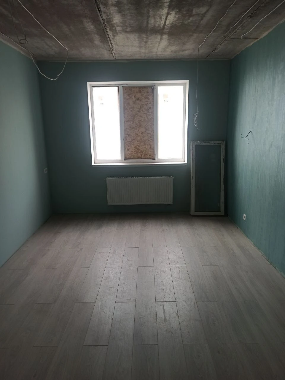 sale of a 2-room apartment in a new building