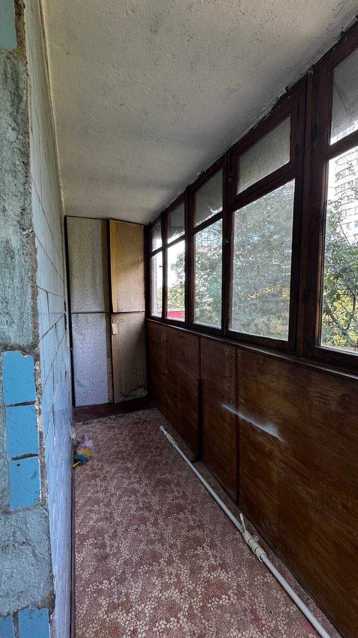 Продам 3-ком большую чешку на Добровольского. Хороший торг