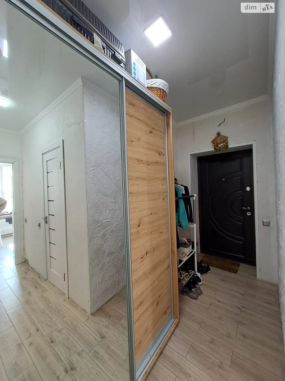Apartment for Sale: Ozerna
