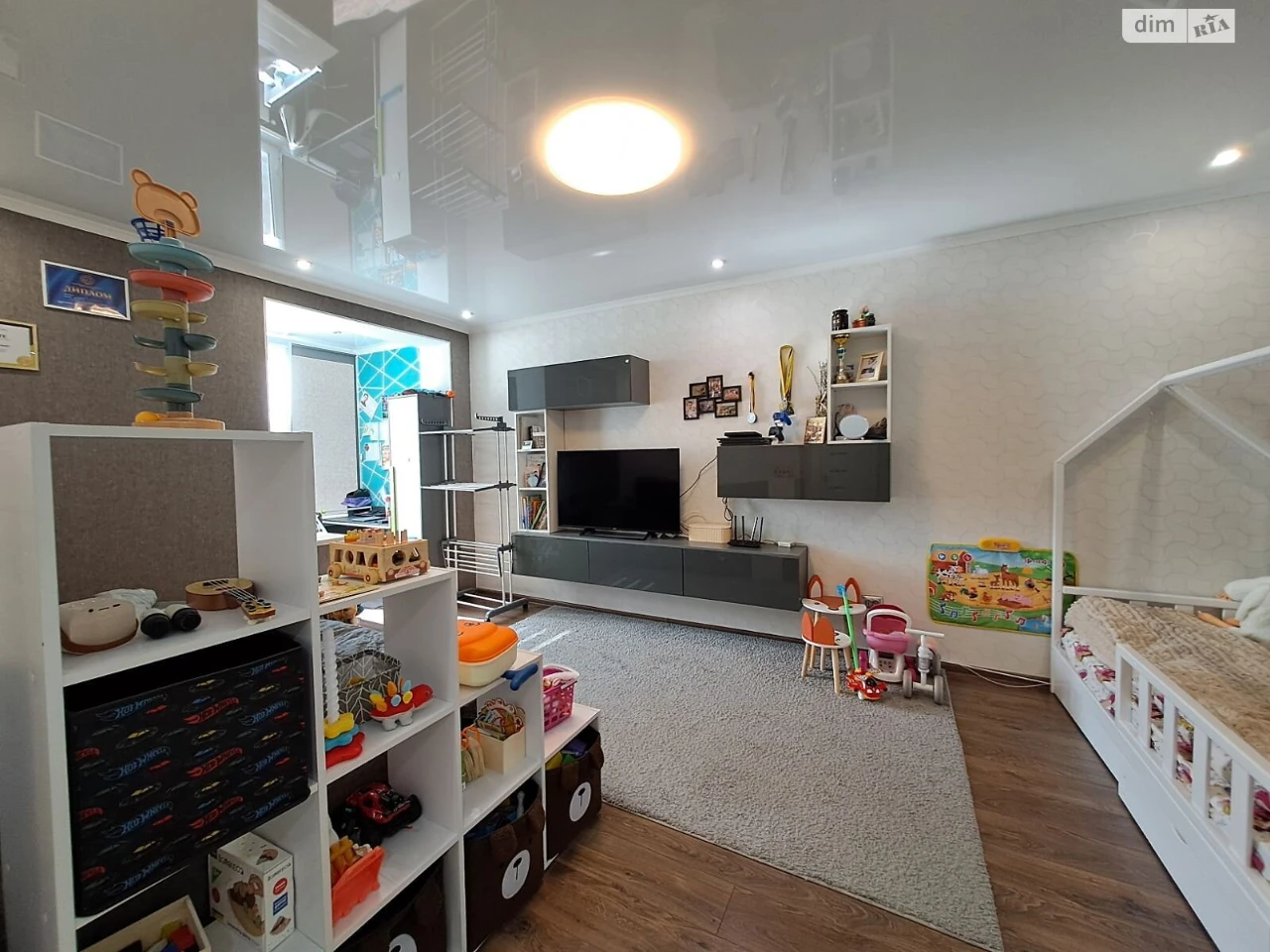 Apartment for Sale: Ozerna