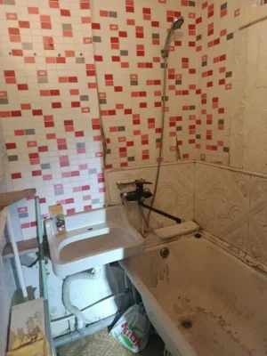 FOR SALE: 3-room brick apartment, Robochyi Street, Sukhiy Fontan