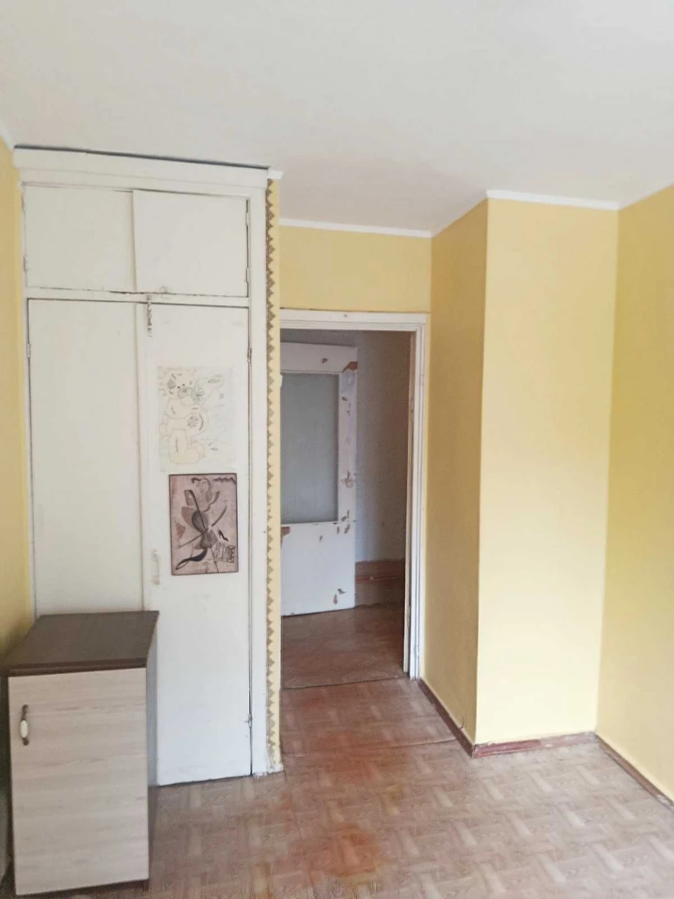 FOR SALE: 3-room brick apartment, Robochyi Street, Sukhiy Fontan