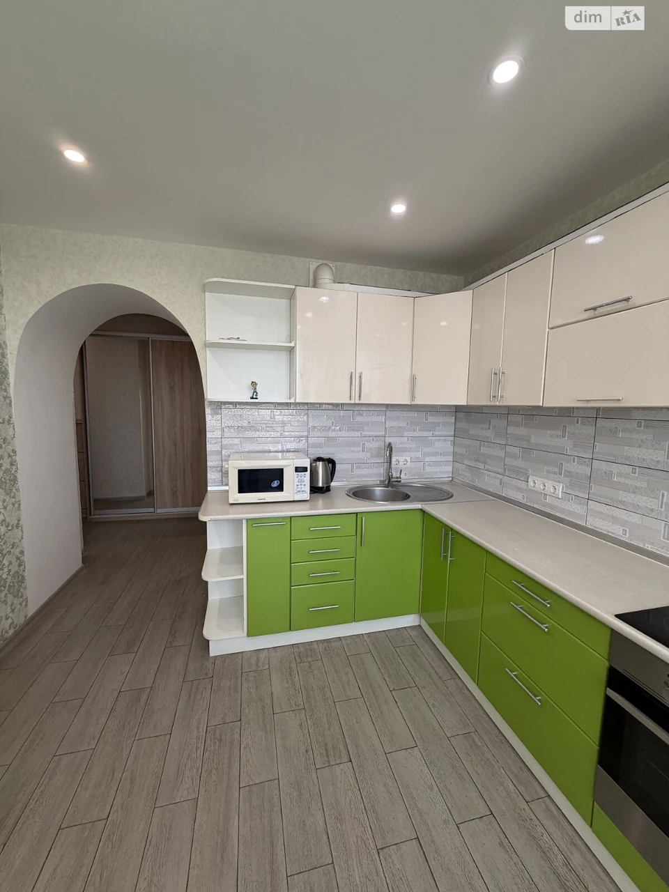Long-Term Rental Apartment, Osokorki