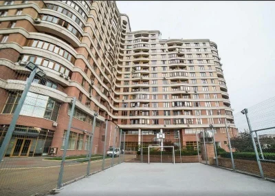 Оренда 4-кімнатної квартири 170 м², Жилянська вул., 59
