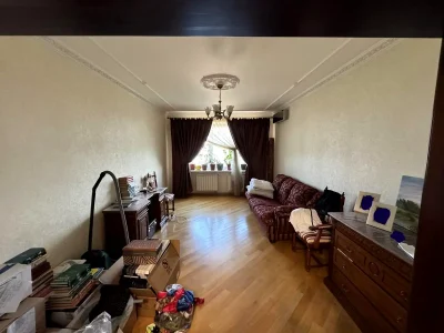 Rent 2-room apartment 84 m² on the 4th floor of a 15-story building.