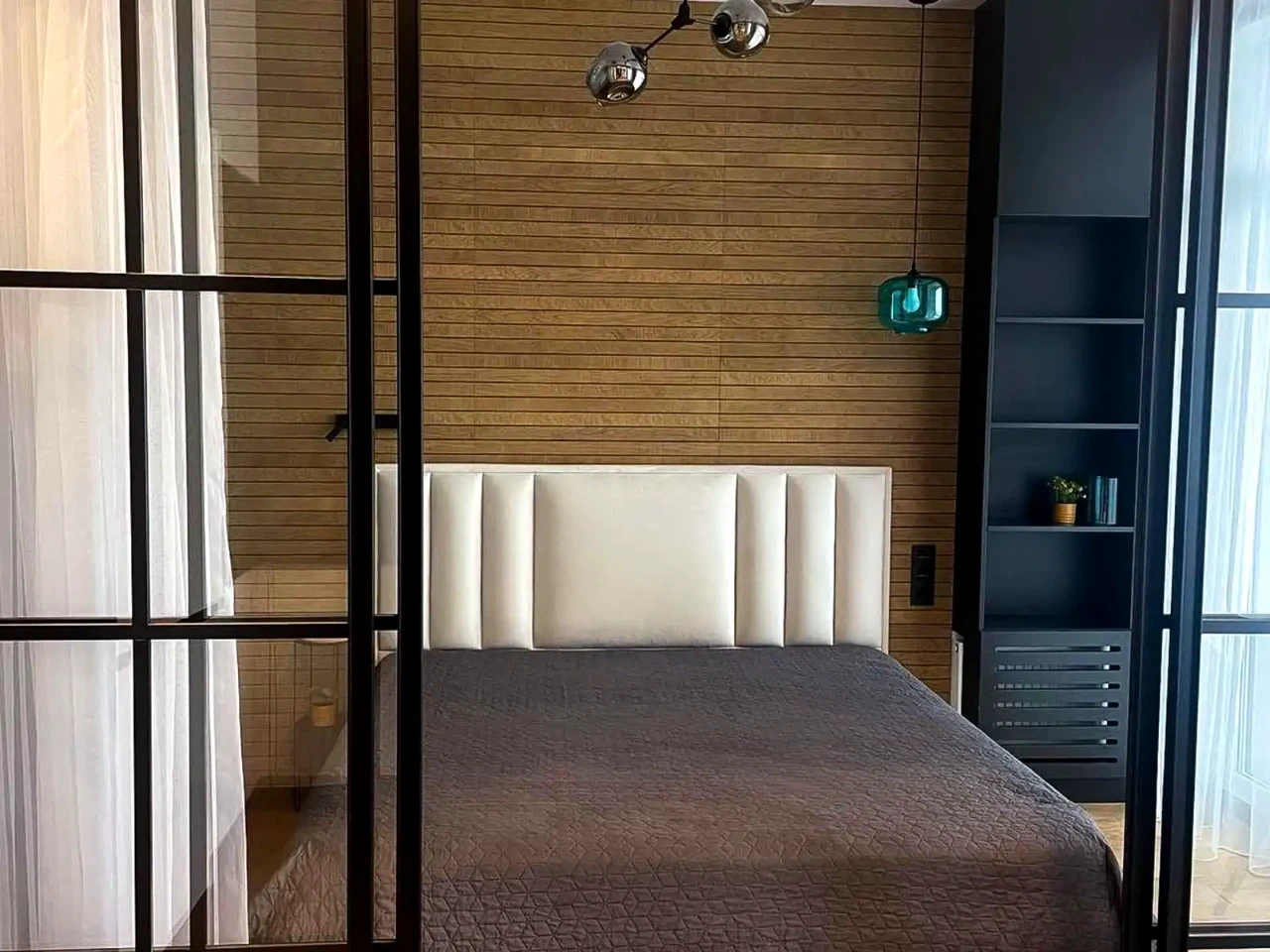 Apartment for rent, 1-room, 40 m² on the 15th/18th floor.