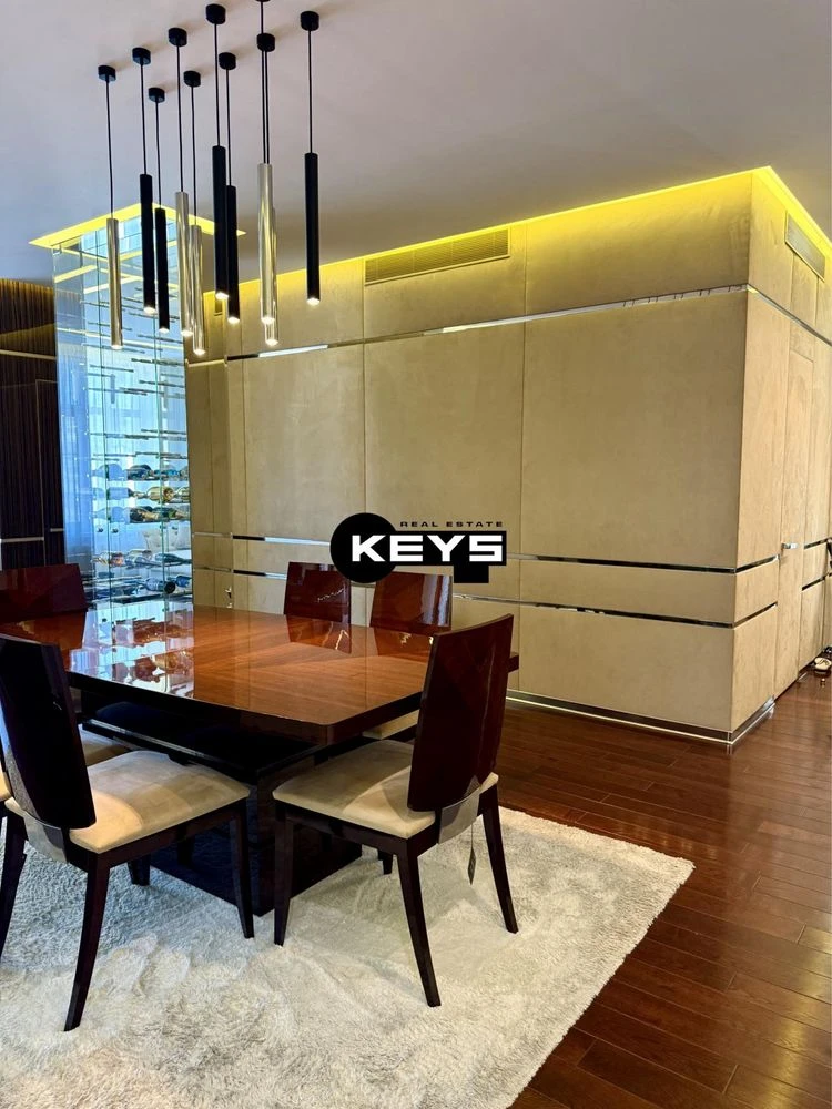 Sale of a 4-bedroom designer apartment in the Novopekerski Residence