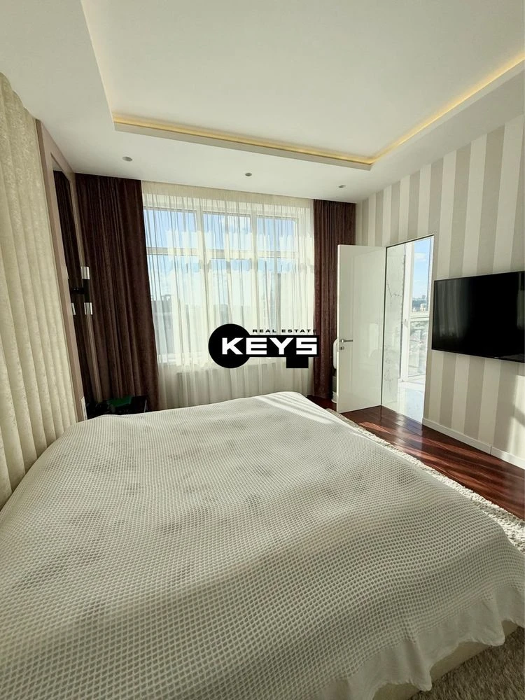 Sale of a 4-bedroom designer apartment in the Novopekerski Residence