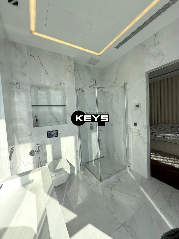 Sale of a 4-bedroom designer apartment in the Novopekerski Residence