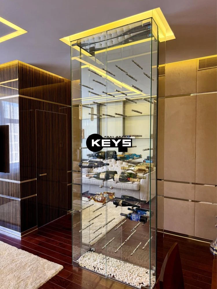 Sale of a 4-bedroom designer apartment in the Novopekerski Residence
