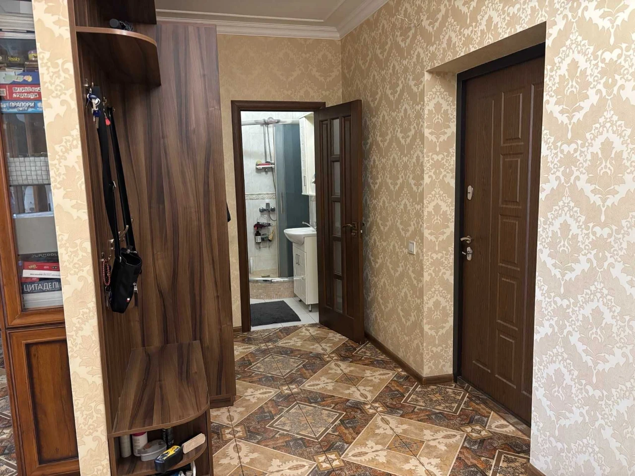 For Sale 3-room apartment 92 sq.m.