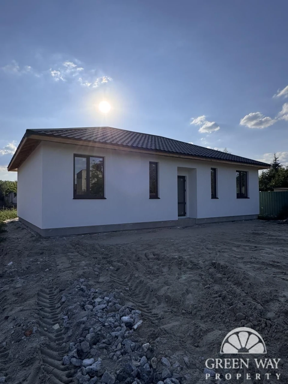 Sale of a house in Vita-Litovskaya 96 sq m, 5.3 acres