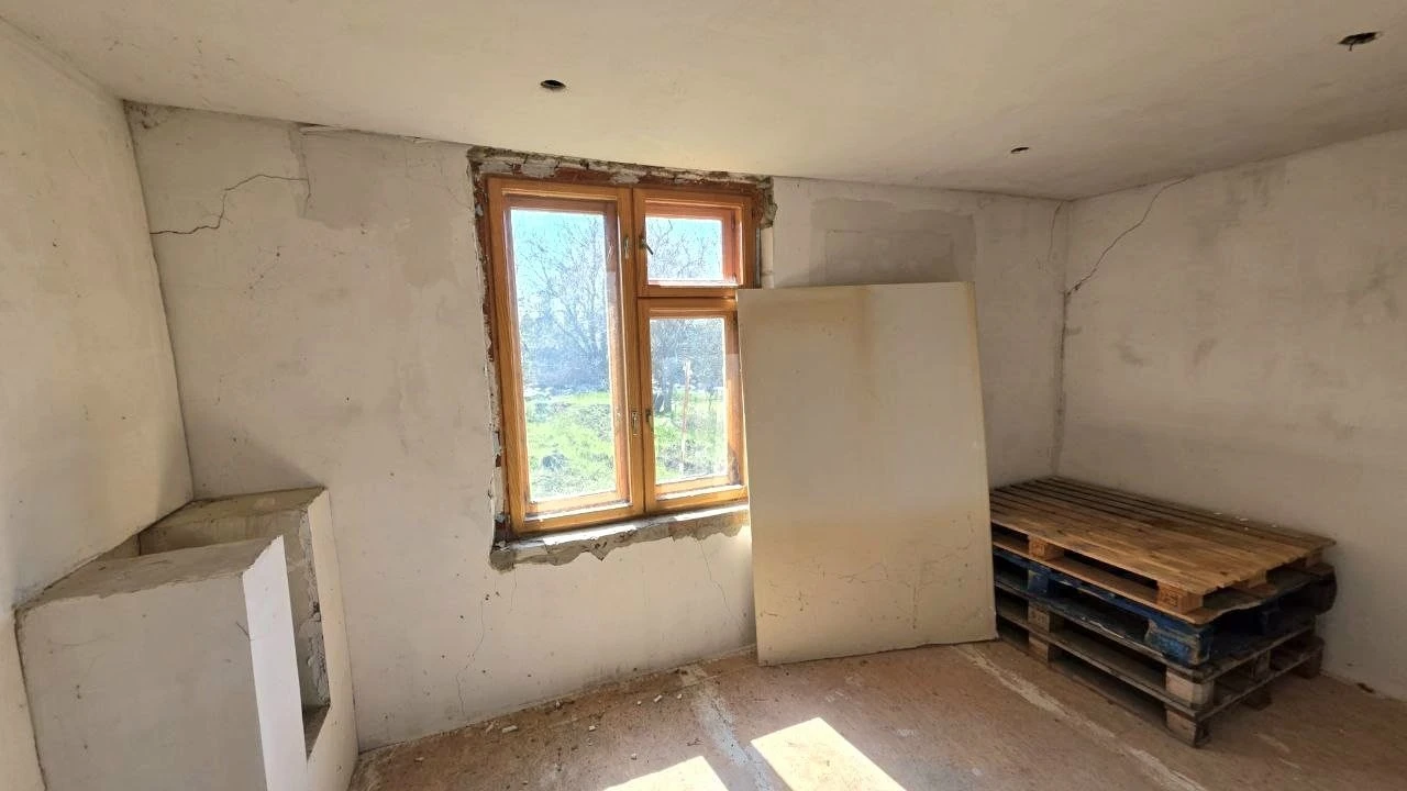 Продам участок с постройкой 15 соток в поселке Кулиничи, Салтовка