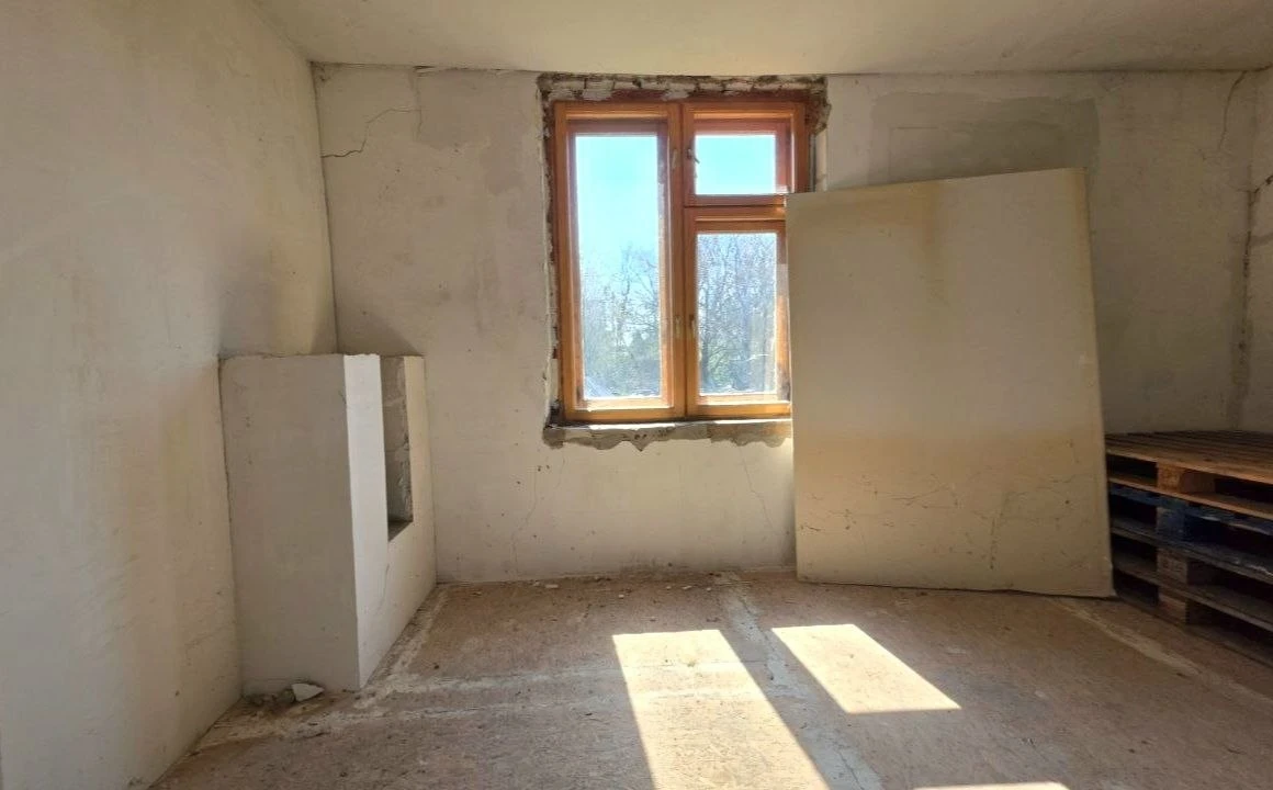 Продам участок с постройкой 15 соток в поселке Кулиничи, Салтовка