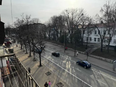 Лучшая цена на рынке !! Продается двухкомнатная квартира в центре