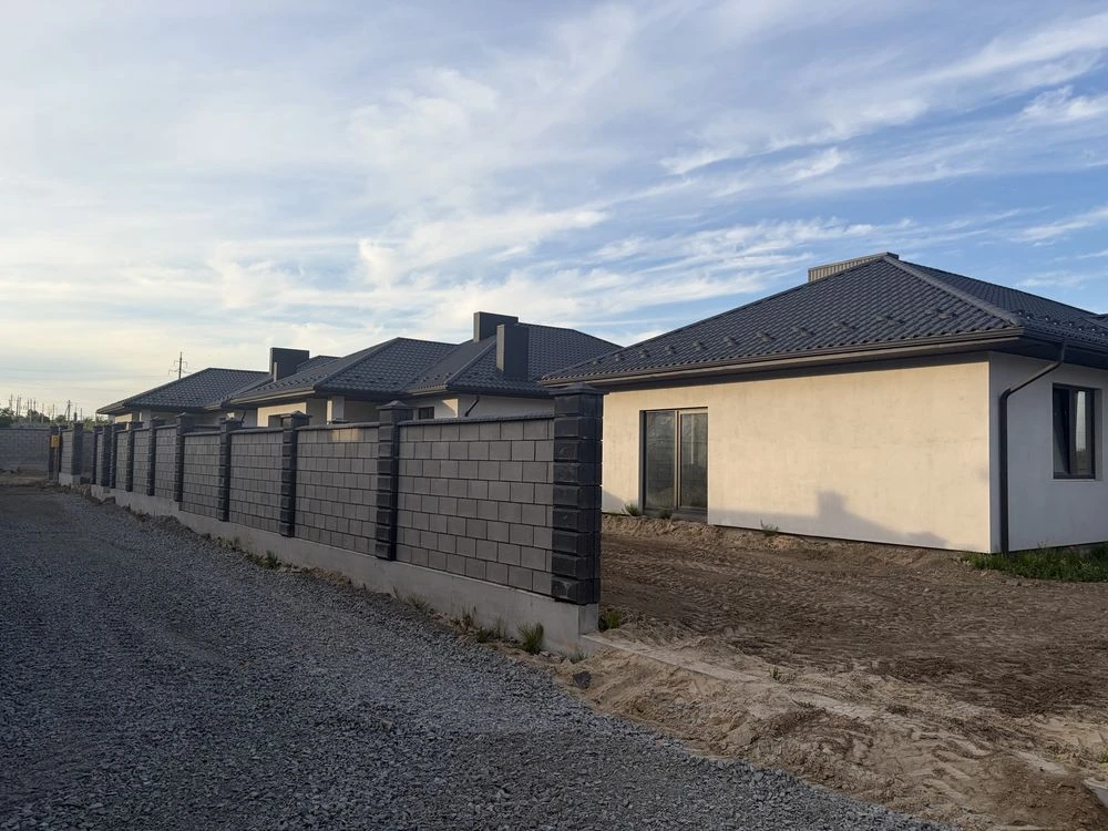 House for sale in the Makarov area. Separate house
