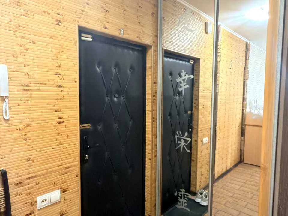 Apartment. Kadenyuka St, Kharkiv