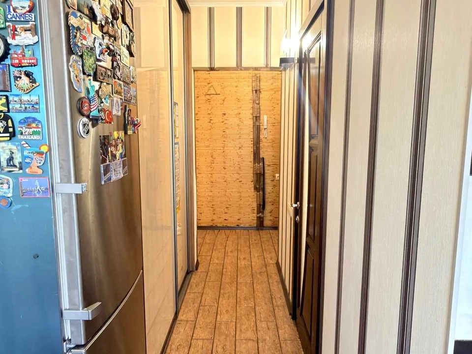 Apartment. Kadenyuka St, Kharkiv