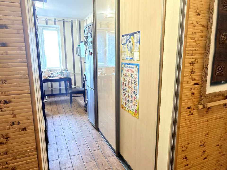 Apartment. Kadenyuka St, Kharkiv
