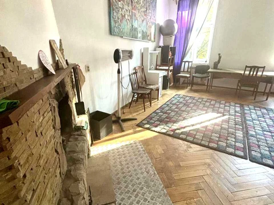 Apartment. Ivana Franka Street, Lviv