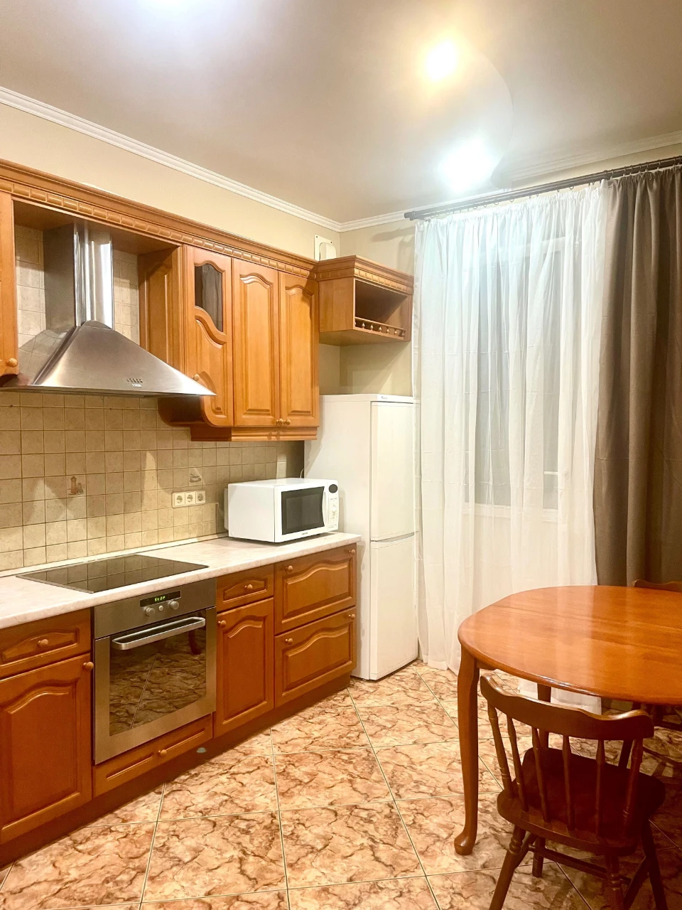 Продажа 3-комнатной квартиры по адресу Левка Лукʼяненка 21