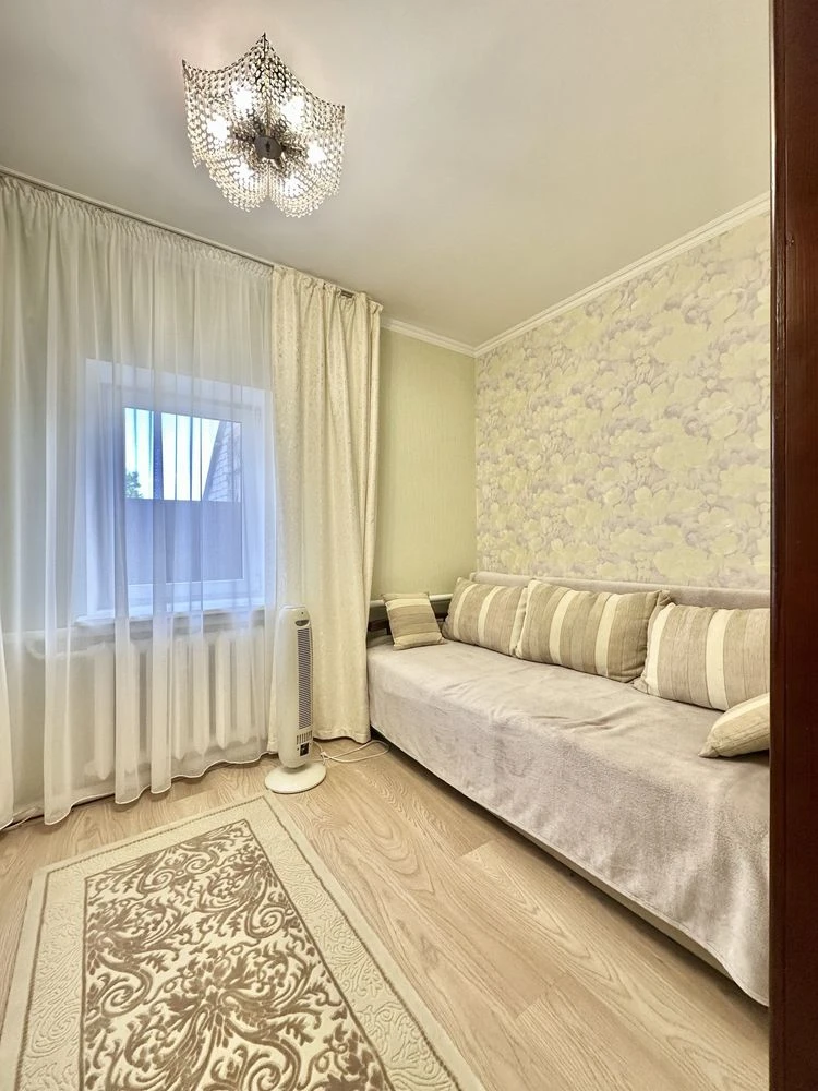 For Sale: Cozy House with Renovation and Furniture