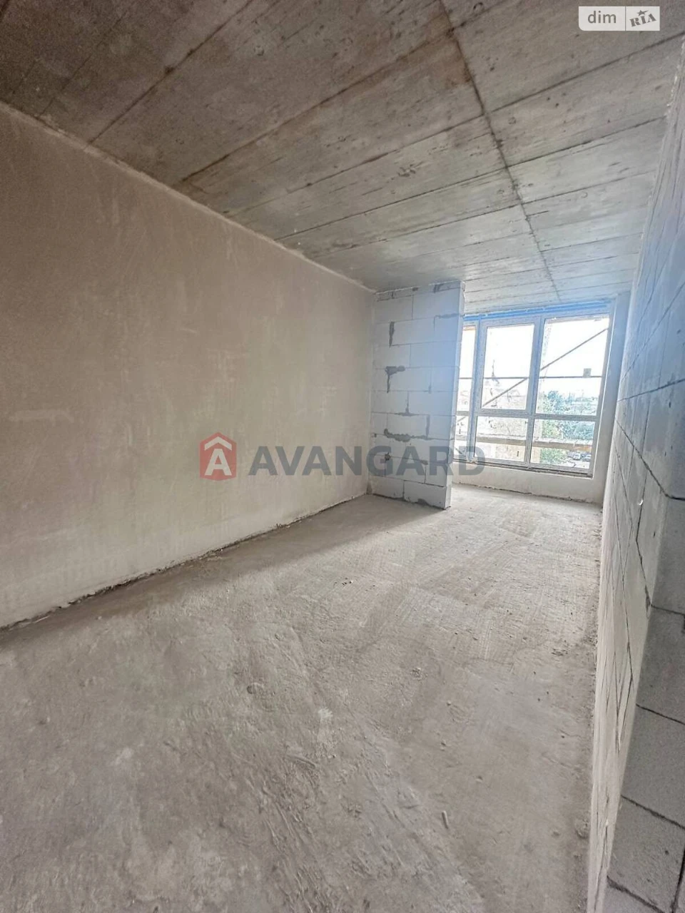 Apartment for Sale: Center