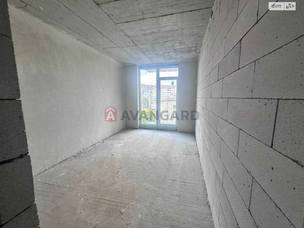 Apartment for Sale: Center