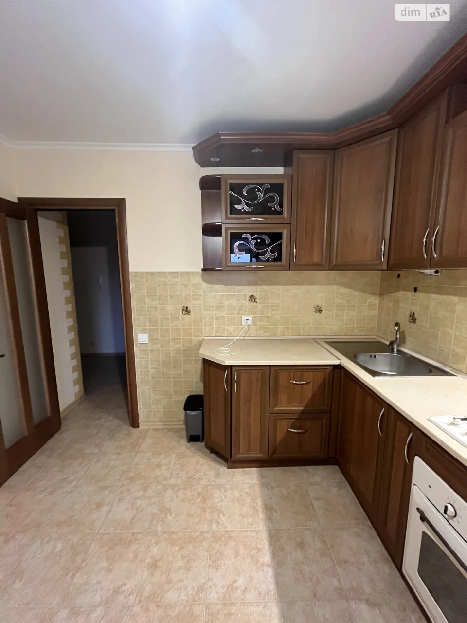 Long-Term Rental Apartment, New World