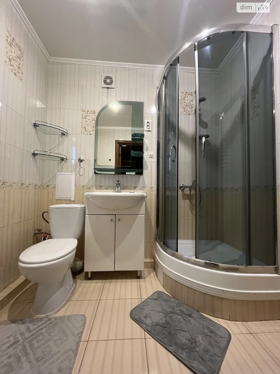 Long-Term Rental Apartment, New World