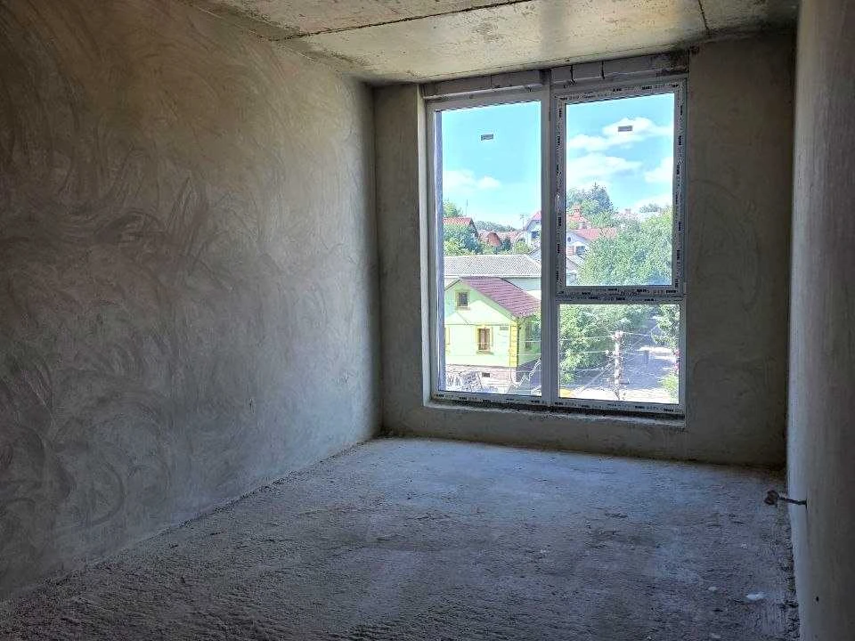 Apartment. Chernivtsi, Zalozeckiego Street
