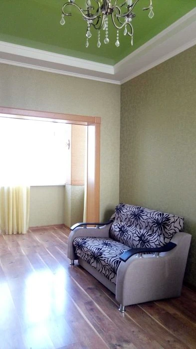 Продам 3 ком. Краснова \ жк "Фаворит"