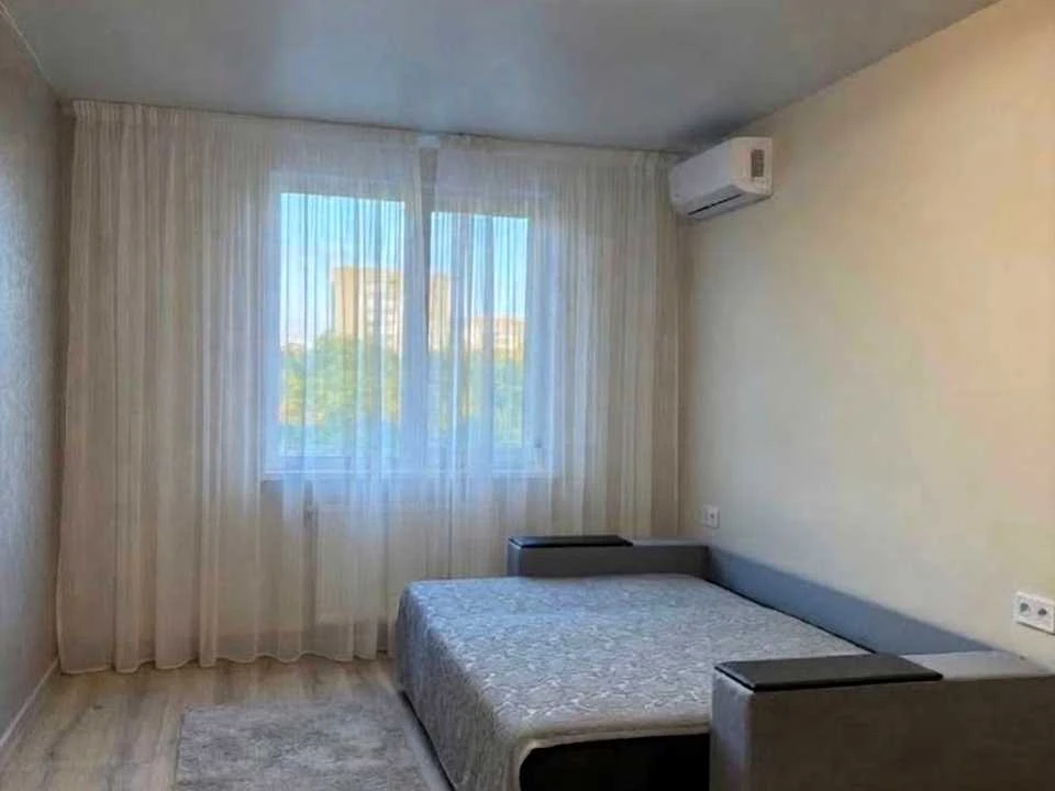 Apartment. Roksola, Roksoliany st.