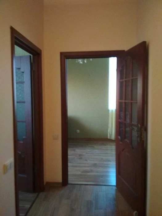Продам 3 ком. Краснова \ жк "Фаворит"