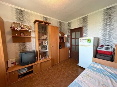 GAZ, 2-room apartment for sale near the lake