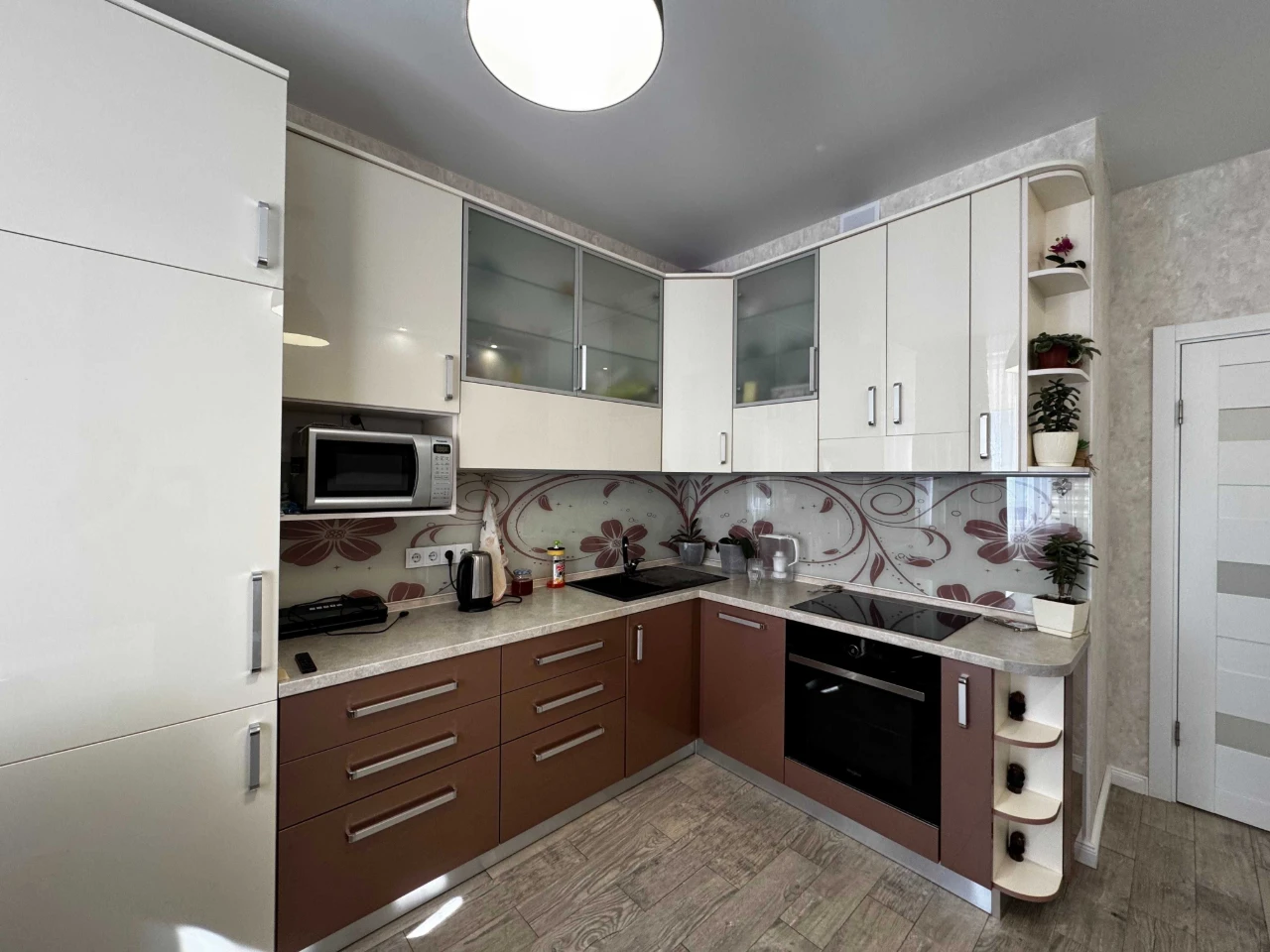 2-комнатная квартира 60 м² в ЖК "Альтаир" на улице Толбухина! Ремонт, мебель